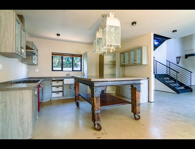 4 BEDROOM HOUSE FOR SALE IN COPPERLEAF ESTATE